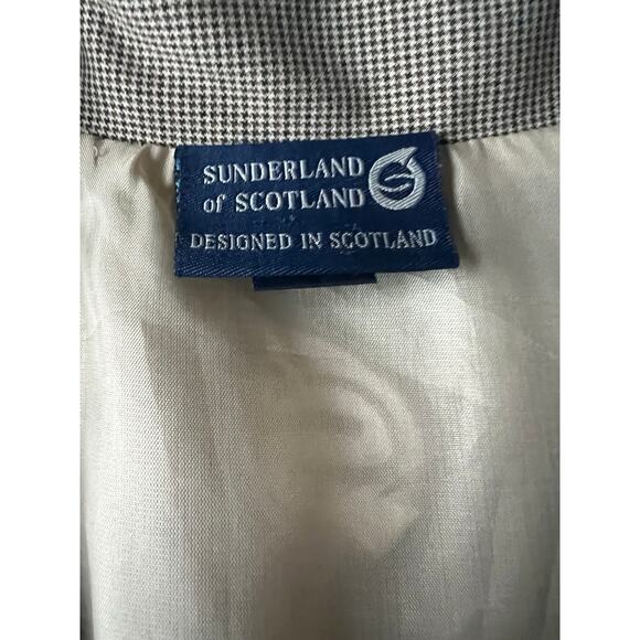 Sunderland of Scotland Tan Vest Size S Golf Wear Lightweight Performance Durable - Picture 6 of 8